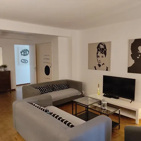 Appartement Standing 4 *